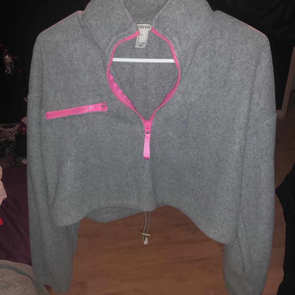 Crop sweater